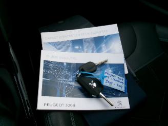 Peugeot 2008 1.2 Crossway picture 42