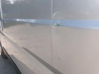 Peugeot Boxer 2.0 HDI Pack picture 17