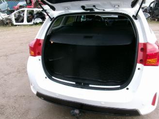 Toyota Auris Touring Sports 2.0 D4D  Touring Sports picture 18
