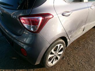 Hyundai I-10 1.0 Sky picture 13