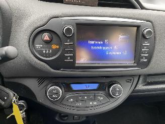 Toyota Yaris Auto is gereserveerd.1.5 Hybrid 5drs VASTE PRIJS. picture 53