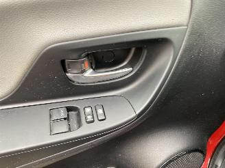 Toyota Yaris Auto is gereserveerd.1.5 Hybrid 5drs VASTE PRIJS. picture 35