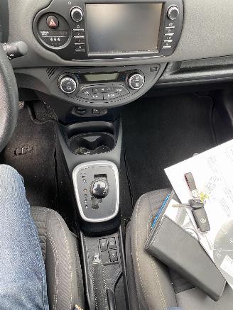 Toyota Yaris Auto is gereserveerd.1.5 Hybrid 5drs VASTE PRIJS. picture 55