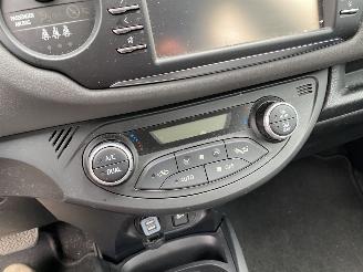 Toyota Yaris Auto is gereserveerd.1.5 Hybrid 5drs VASTE PRIJS. picture 24