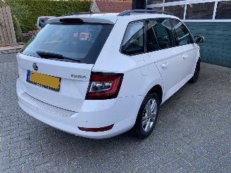 Skoda Fabia Auto is gereserveerd 1.0 TSi Combi 70 KW picture 7