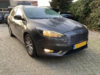Ford Focus 1.5 Automaat Kombi motor probleem picture 30