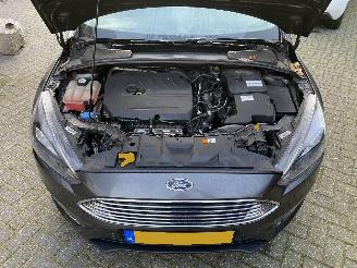 Ford Focus 1.5 Automaat Kombi motor probleem picture 10