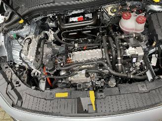 Mercedes EQA 250+ AMG Line Pano Limited 71 KWh picture 19