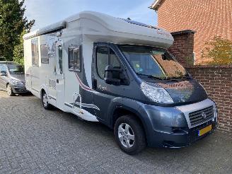 skadebil camper Challenger  Challeger Mageo 118EB/119 Queensbed en hefbed 2014/1