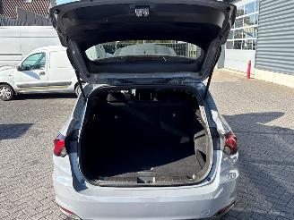 Fiat Tipo 1.0 T3 12V Combi/o  Benzine 999cc 73kW (99pk) FWD picture 18