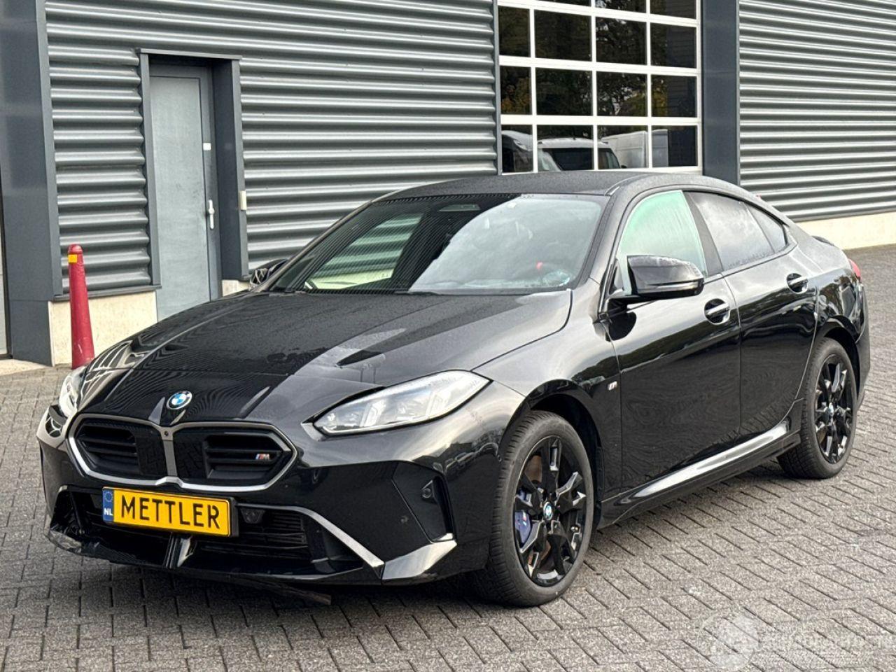 BMW 2-serie M235 xDrive 2.0 TwinPower 16V Sedan 4Dr Benzine 1.998cc 221kW (300pk) 4x4