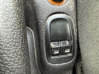 Peugeot 206 1.4, Hatchback  Benzine 1.360cc 55kW (75pk) FWD picture 18