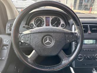 Mercedes B-klasse 2.0 B-180 CDI 16V Hatchback  Diesel 1.991cc 80kW (109pk) FWD picture 12