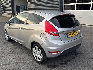 Ford Fiesta 1.25 16V Hatchback  Benzine 1.242cc 44kW (60pk) FWD picture 3