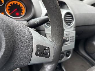 Opel Corsa 1.2 16V Hatchback  Benzine 1.229cc 63kW (86pk) FWD picture 21