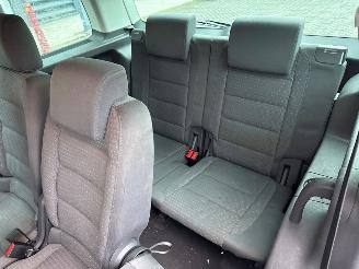 Volkswagen Touran 1.6 FSI 16V MPV  Benzine 1.598cc 85kW (116pk) FWD picture 9