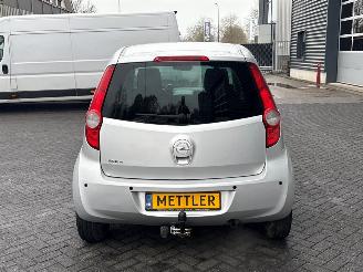 Opel Agila 1.2 16V MPV  Benzine 1.242cc 69kW (94pk) FWD picture 4
