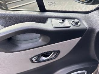 Renault Trafic 1.6 dCi 125 Twin Turbo Bestel  Diesel 1.598cc 92kW (125pk) FWD picture 23