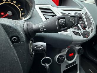 Ford Focus 1.4 16V Hatchback  Benzine 1.388cc 71kW (97pk) FWD picture 18