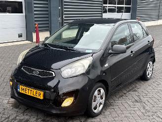 damaged passenger cars Kia Picanto 1.2 16V Hatchback  Benzine 1.248cc 63kW (86pk) FWD 2012/4