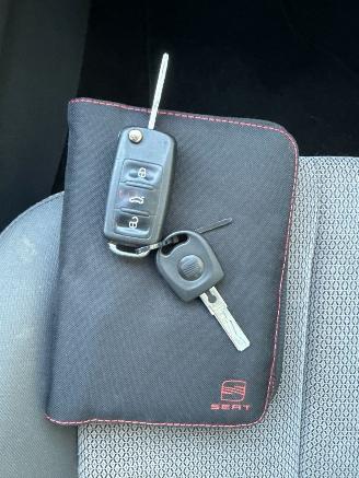 Seat Leon 1.8 TSI 16V Hatchback 4Dr Benzine 1.798cc 118kW (160pk) FWD picture 22