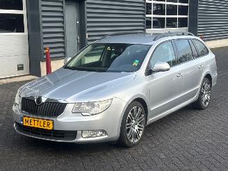  Skoda Superb 1.6 TDI Combi/o  Diesel 1.598cc 77kW (105pk) FWD 2011/1