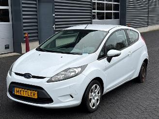 skadebil auto Ford Fiesta 1.25 16V Hatchback  Benzine 1.242cc 44kW (60pk) FWD 2010/11