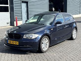 Damaged car BMW 1-serie 118i 16V Hatchback 4Dr Benzine 1.995cc 105kW (143pk) RWD 2007/9