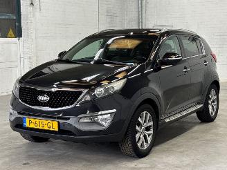 Vaurioauto  passenger cars Kia Sportage 1.6 GDI 16V 4x2 Jeep/SUV  Benzine 1.591cc 99kW (135pk) FWD 2014/7