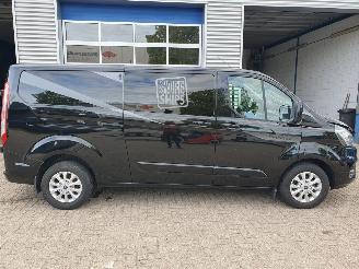 Ford Transit Custom 300 2.0 TDCI L2H1 Limited DC picture 6