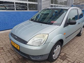 skadebil auto Ford Fiesta 1.25-16V Celebration 2004/1
