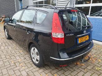 Hyundai I-30 CW 1.4i Blue Dynamic picture 3