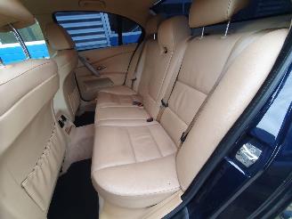 BMW 5-serie 525i Executive Automaat picture 23