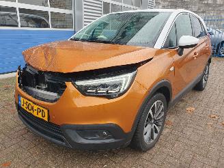 krockskadad bil auto Opel Crossland X 1.2 innovation Automaat 2018/2
