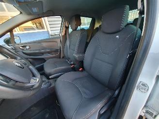 Renault Clio 0.9 TCe Limited picture 13