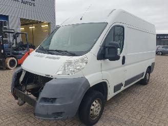 occasion commercial vehicles Peugeot Boxer 335 3.0 HDI L2H2 2011/1