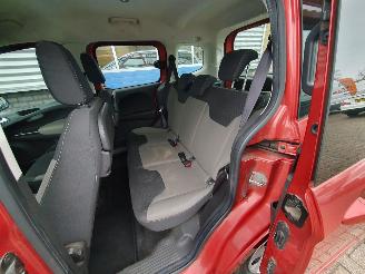 Ford Tourneo Courier 1.0 Titanium picture 24