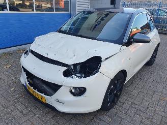 Unfallwagen Opel Adam 1.0 Turbo Unlimited 2019/1