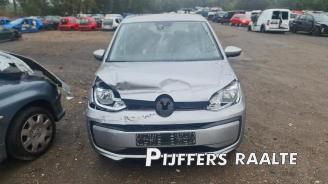 Volkswagen Up! Up! (121), Hatchback, 2011 1.0 12V 60 picture 2