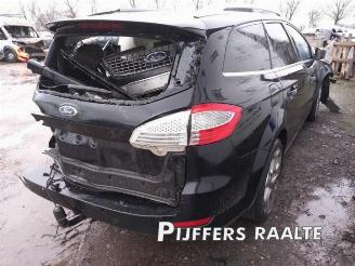 Ford Mondeo  picture 6