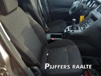 Peugeot 5008 5008 I (0A/0E), MPV, 2009 / 2017 1.6 THP 16V picture 16