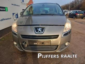 Peugeot 5008 5008 I (0A/0E), MPV, 2009 / 2017 1.6 THP 16V picture 3