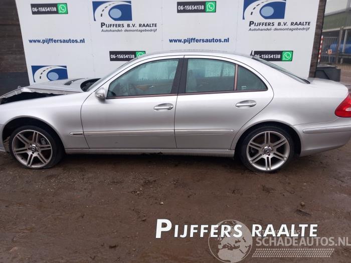 Mercedes E-klasse E (W211), Sedan, 2002 / 2008 3.2 E-320 V6 18V