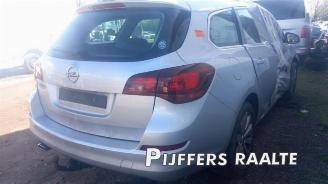 Opel Astra Astra J Sports Tourer (PD8/PE8/PF8), Combi, 2010 / 2015 1.4 Turbo 16V picture 11