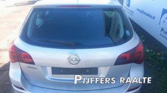 Opel Astra Astra J Sports Tourer (PD8/PE8/PF8), Combi, 2010 / 2015 1.4 Turbo 16V picture 12