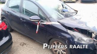 Peugeot 208 208 I (CA/CC/CK/CL), Hatchback, 2012 / 2019 1.2 Vti 12V PureTech 82 picture 15