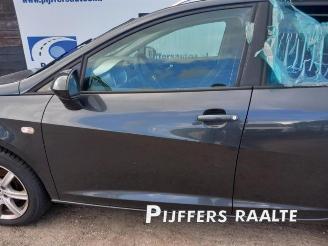 Seat Ibiza Ibiza ST (6J8), Combi, 2010 / 2016 1.2 TDI Ecomotive picture 13