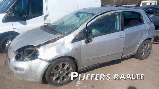 Salvage car Fiat Punto Punto III (199), Hatchback, 2012 1.3 JTD Multijet 85 16V 2013/10