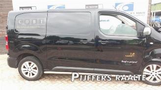 Peugeot Expert Expert (V1/VA/VB/VE/VF/VT/VY), Van, 2016 2.0 Blue HDi 120 16V picture 2