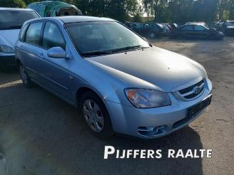 Uttjänta bilar auto Kia Cerato Cerato, Hatchback, 2004 / 2008 1.6 16V 2007/1